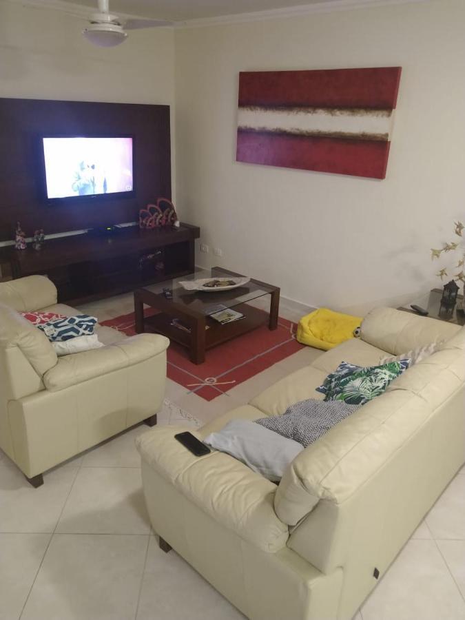 Apto Praia Grande Ubatuba Area Nobre Com Toda Comodidade Para Voce E Sua Familia ! Esterno foto